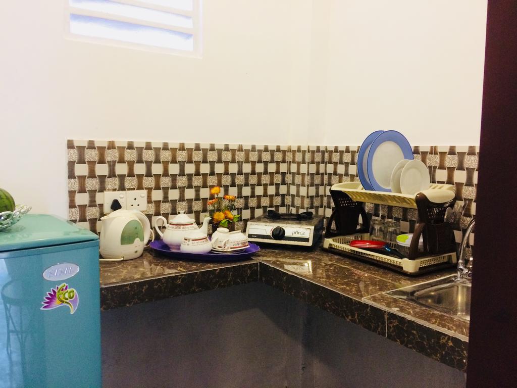 מיריסה Damith Tourist Inn מראה חיצוני תמונה