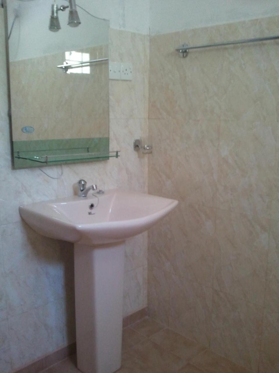מיריסה Damith Tourist Inn מראה חיצוני תמונה